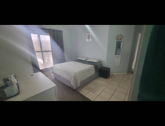 2 BEDROOM FLAT FOR SALE IN WINDERMERE